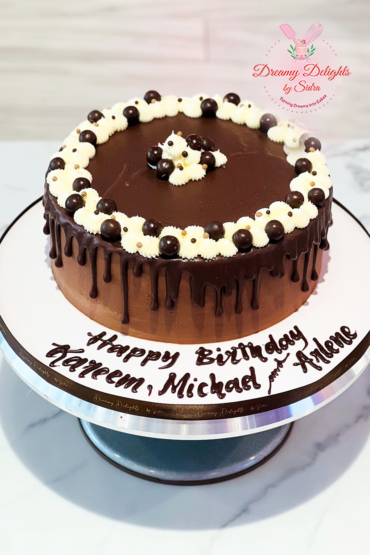 Chocolate Drip Cake