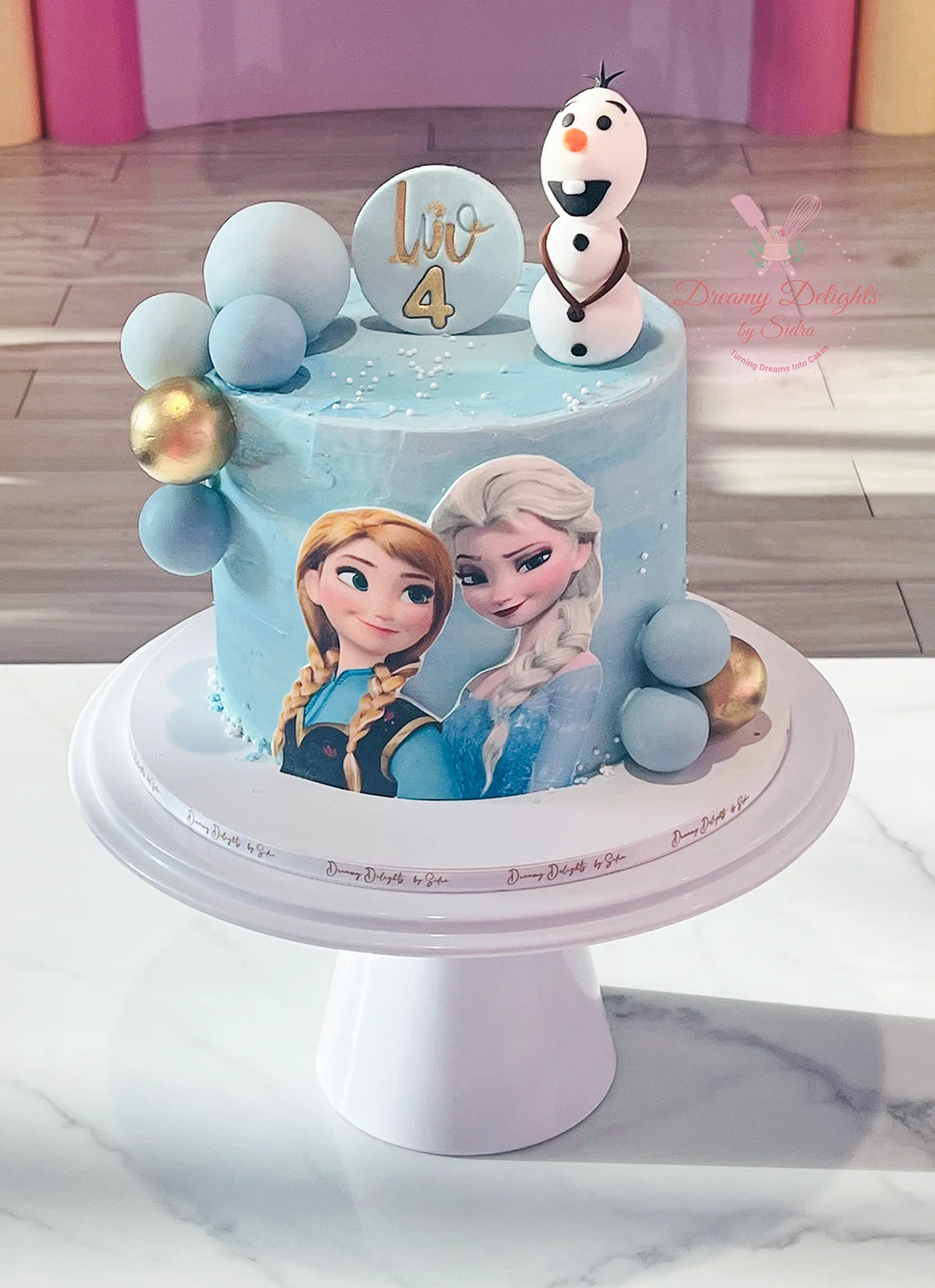 Elsa Frozen Cake