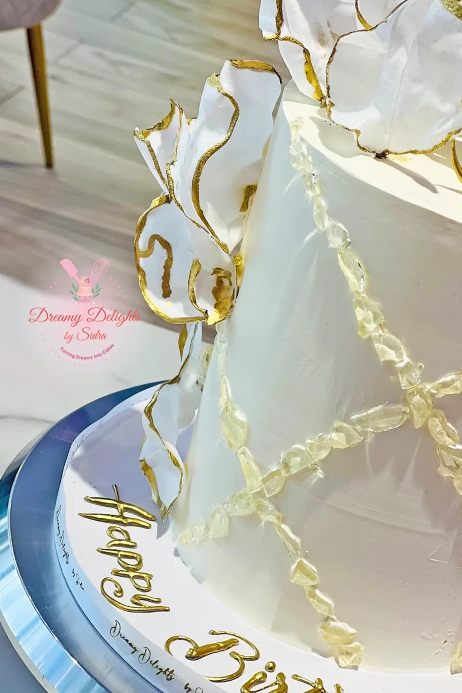 White and Gold Cake 2