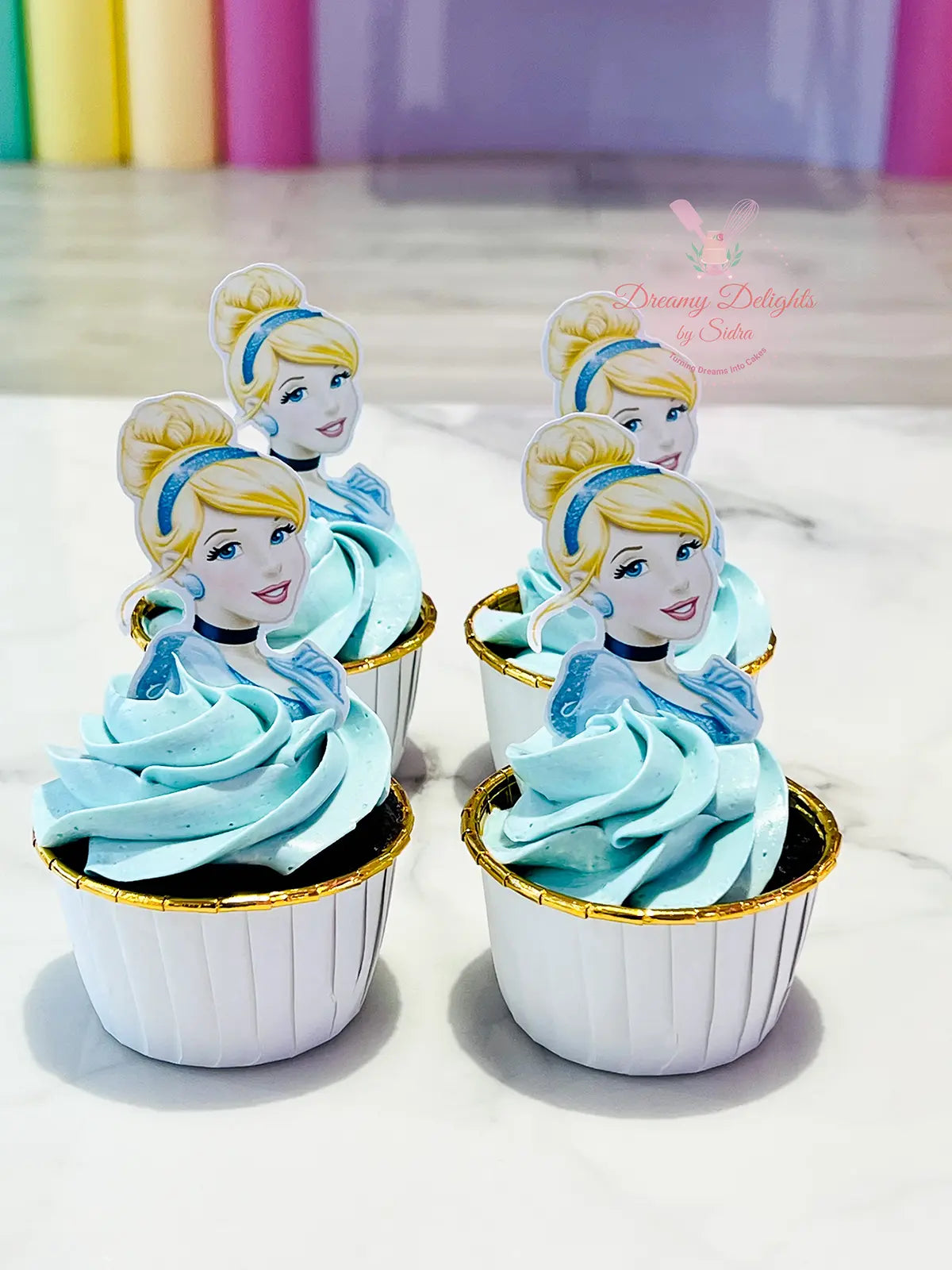 Cinderella-Themed Cupcakes