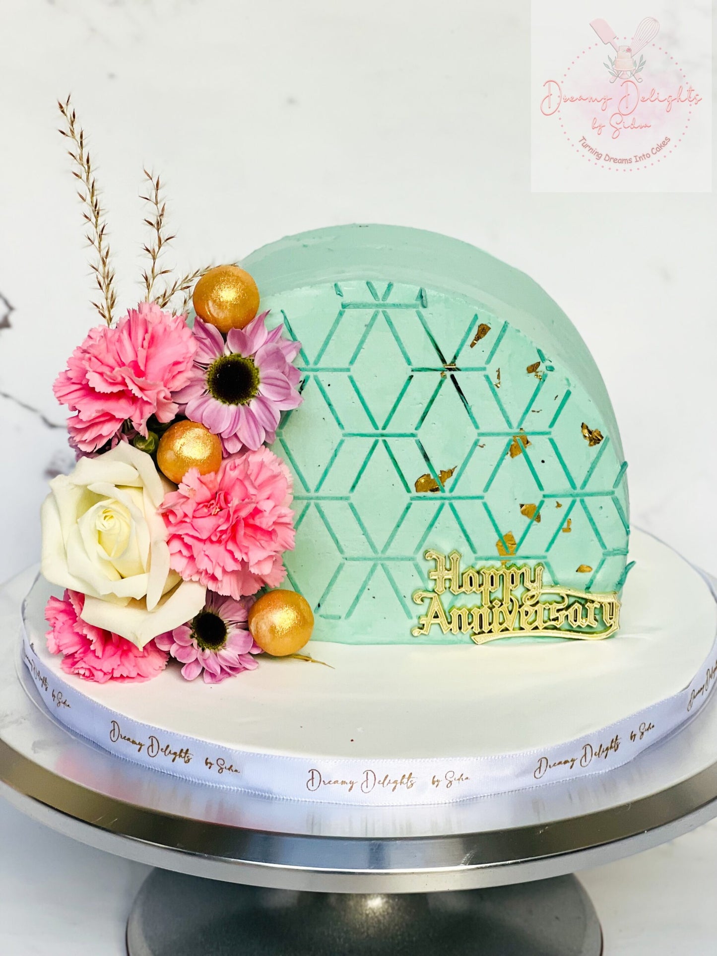 Top Forward Anniversary Cake