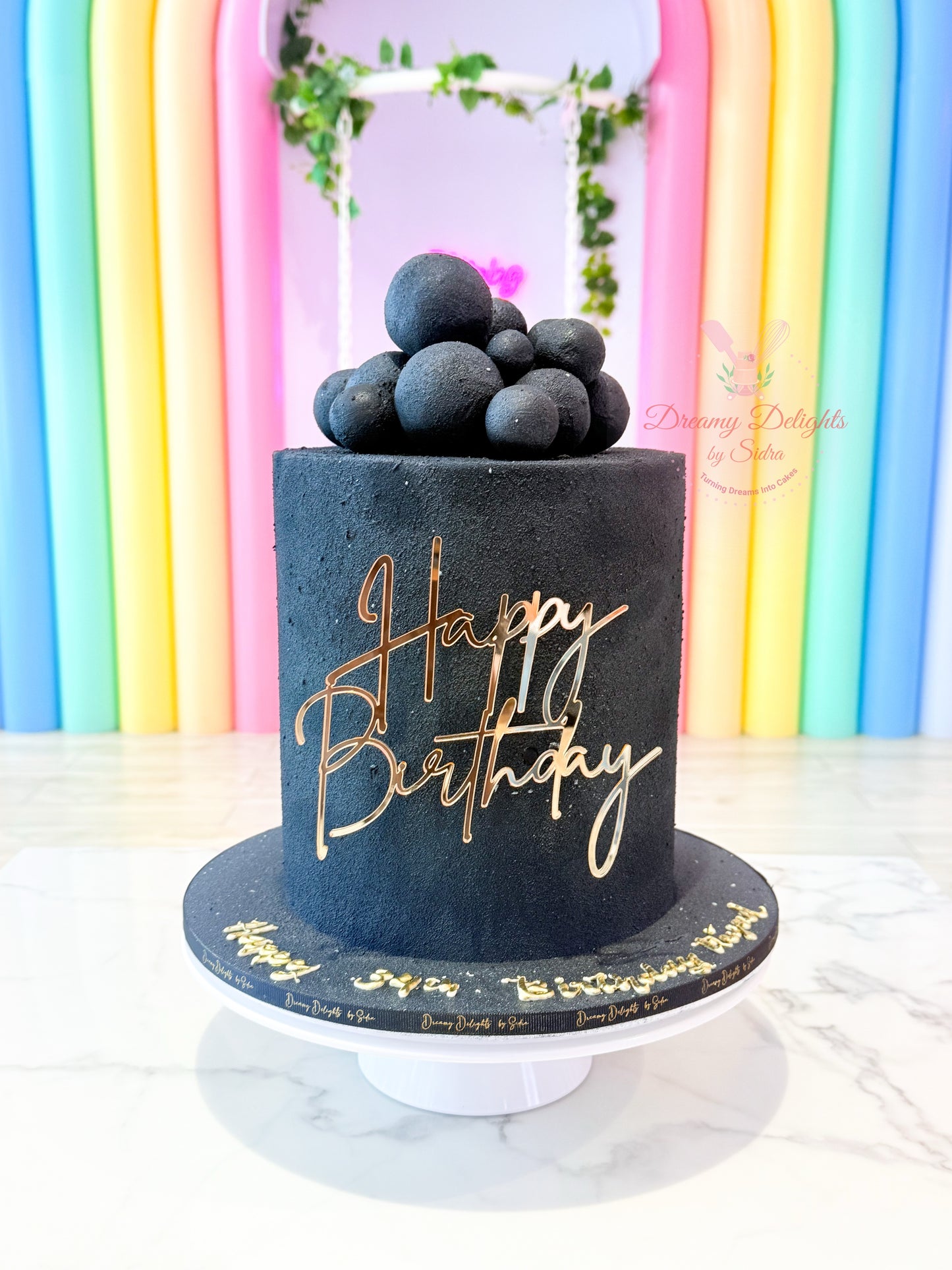 Luxe Black Gold Cake