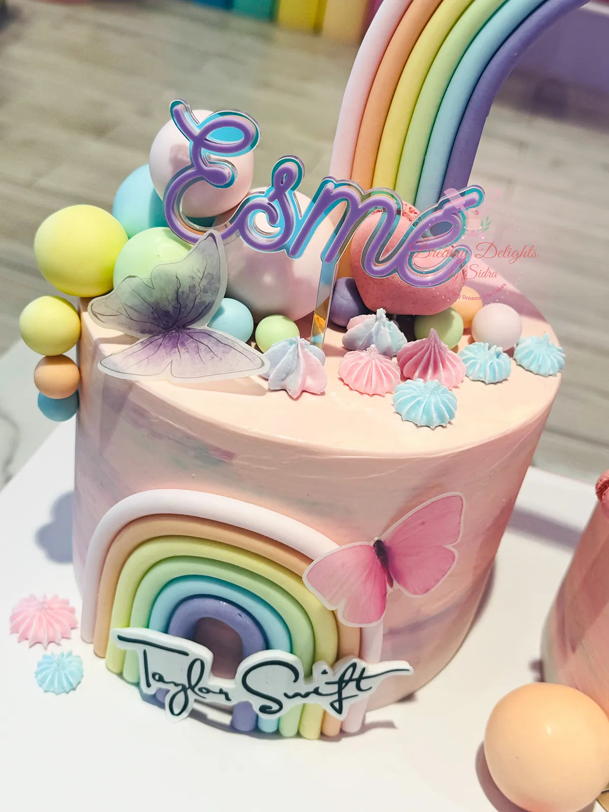 Taylor Swift Cake