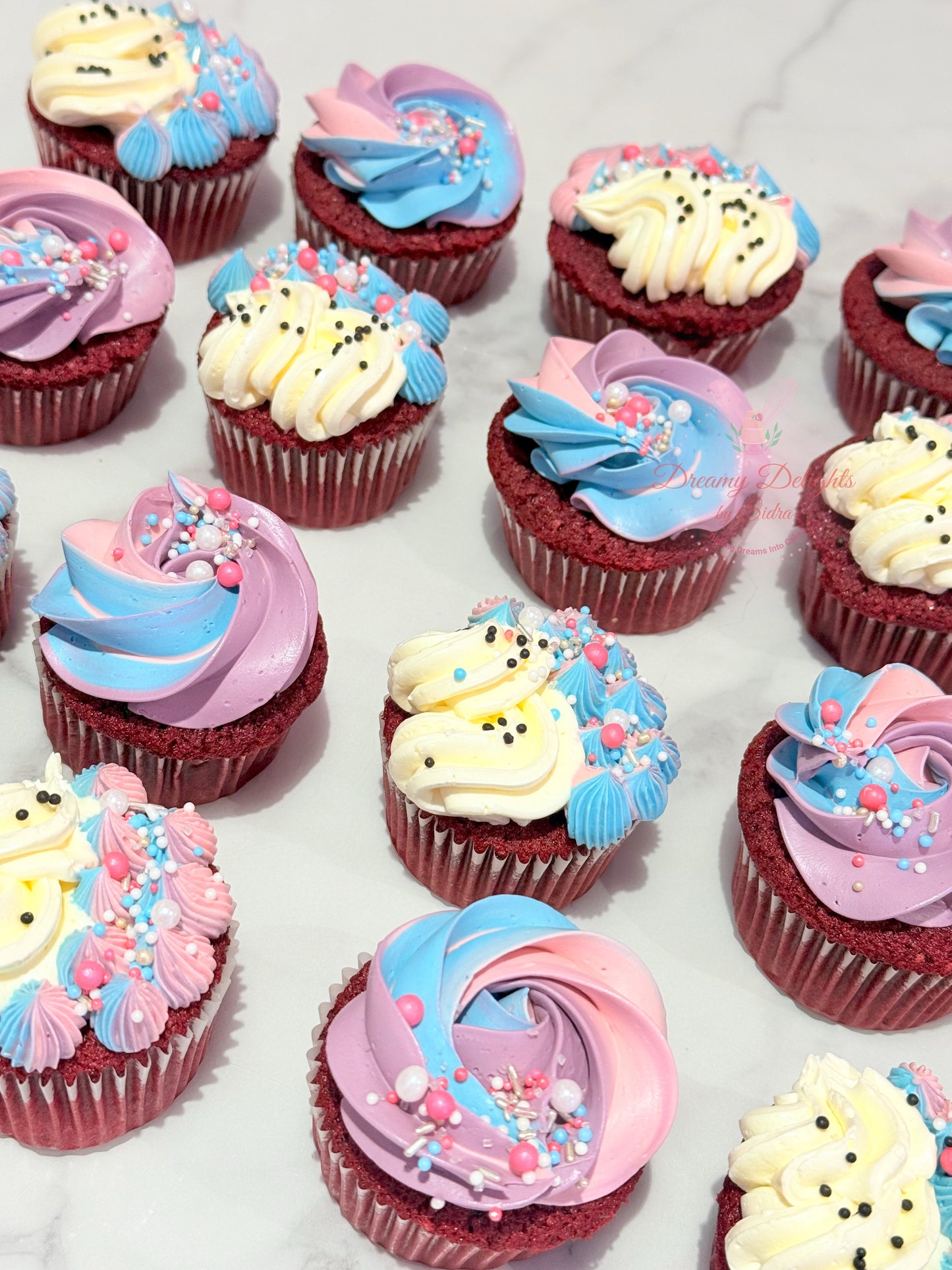 Elegant Pastel Cupcakes