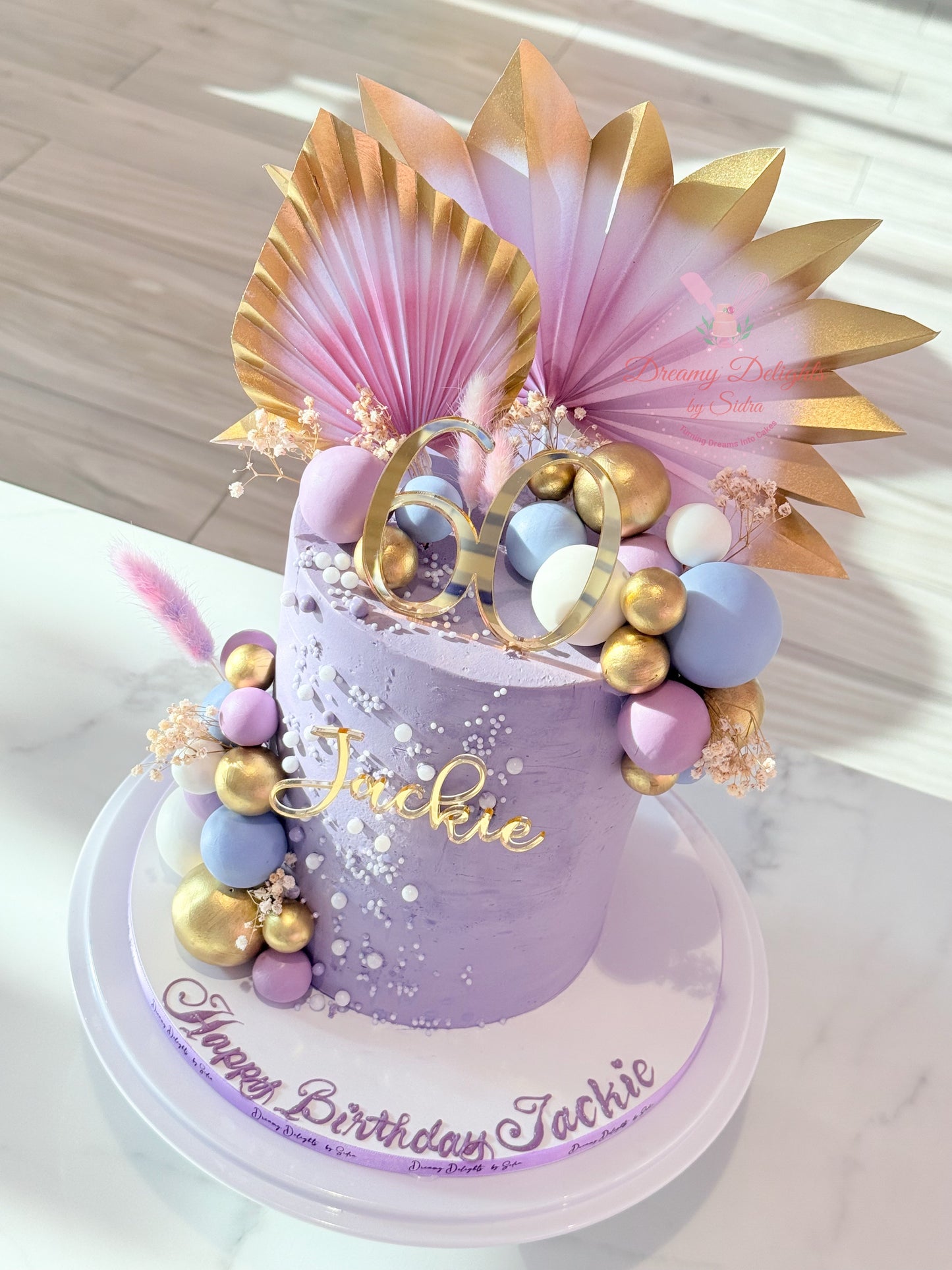 Lilac and Gold dry arrangement cake