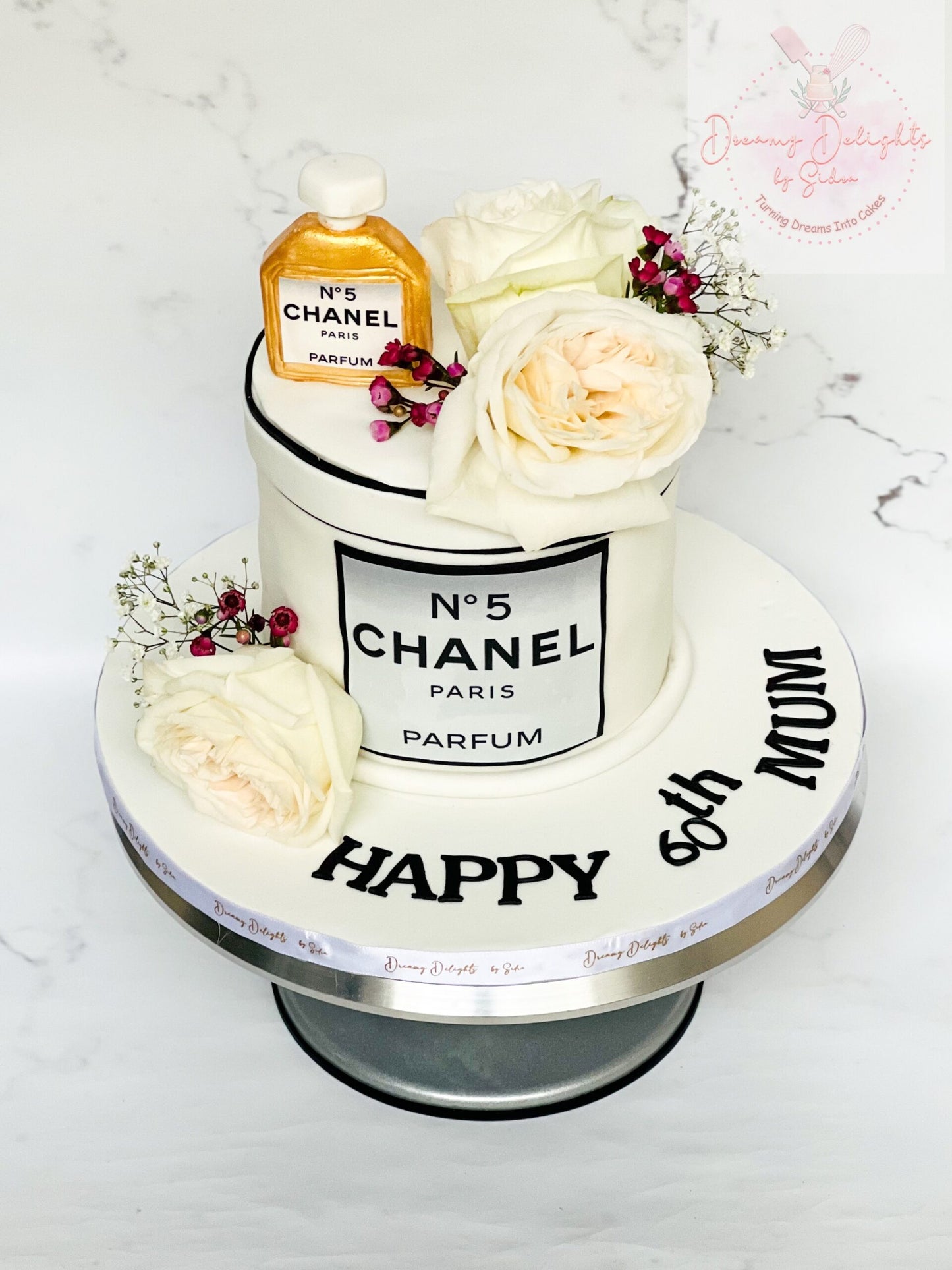 Elegant Chanel Cake for Stylish Gatherings