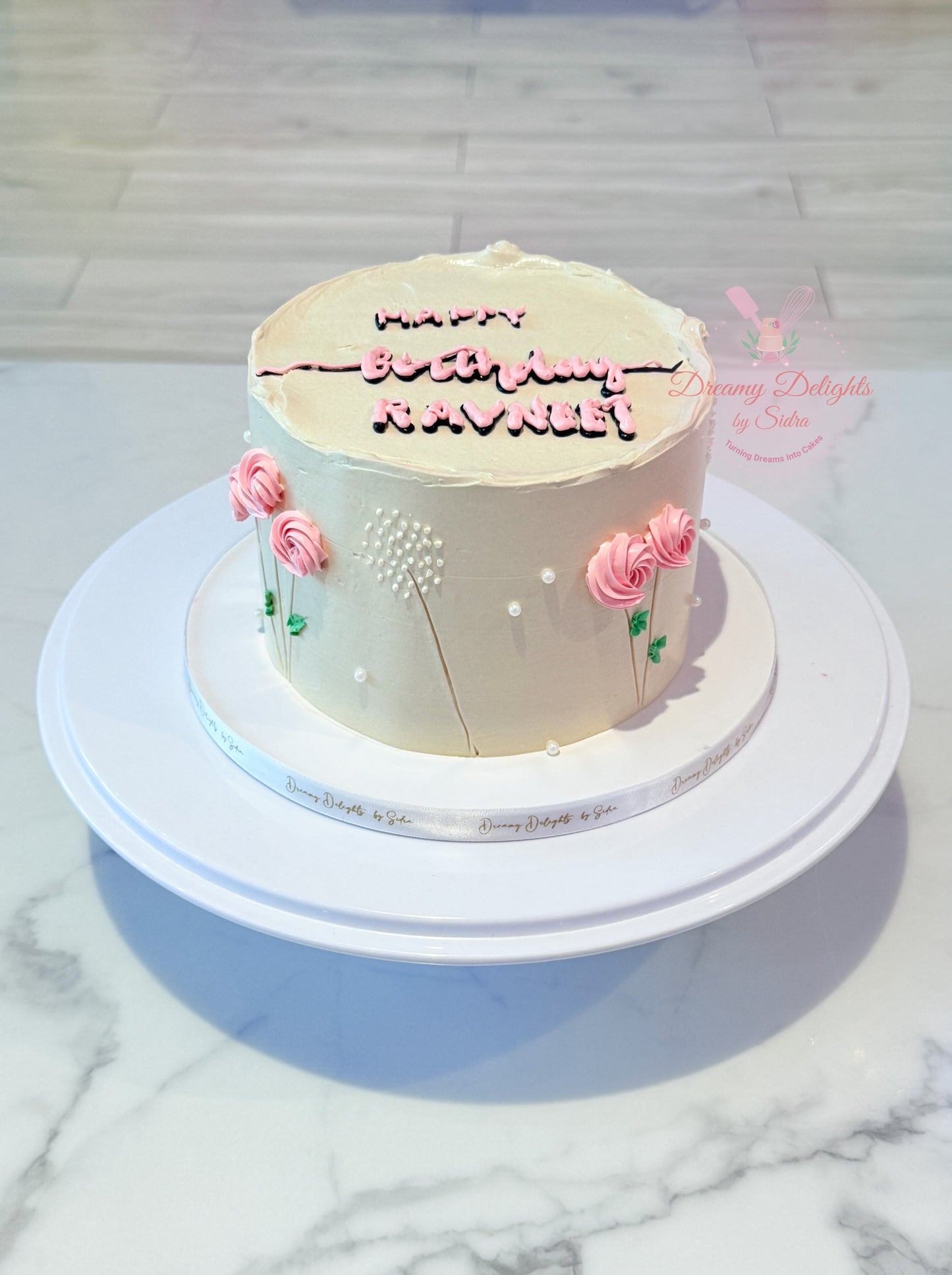Elegant Buttercream Flower Spray Cake in Dubai | Dreamy Delight