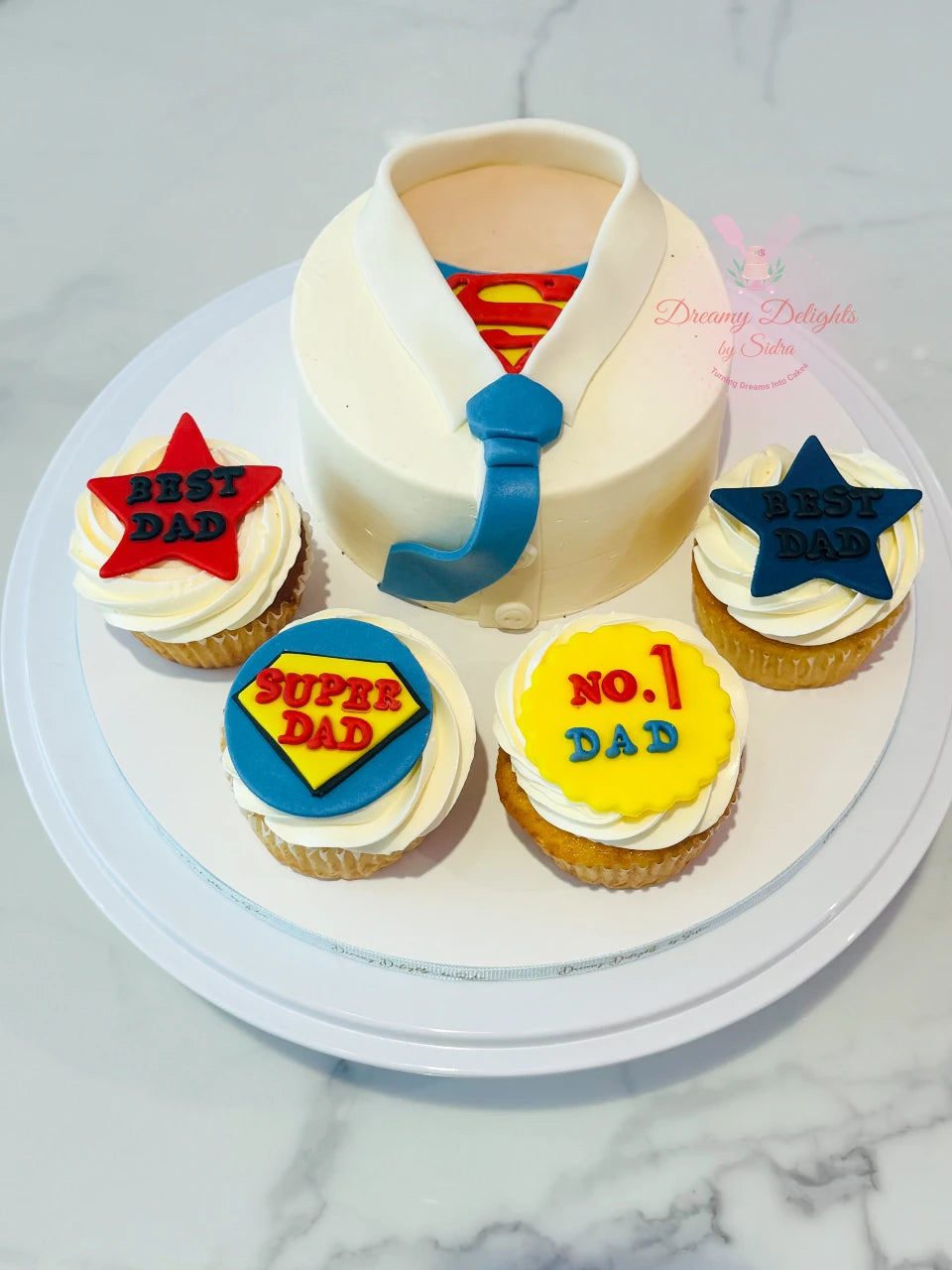 Super Dad Cake with Cupcakes