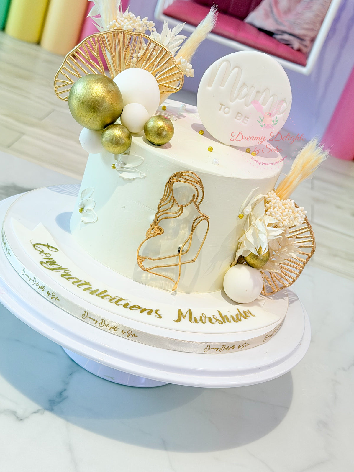 Mama to Be Baby Bump Cake