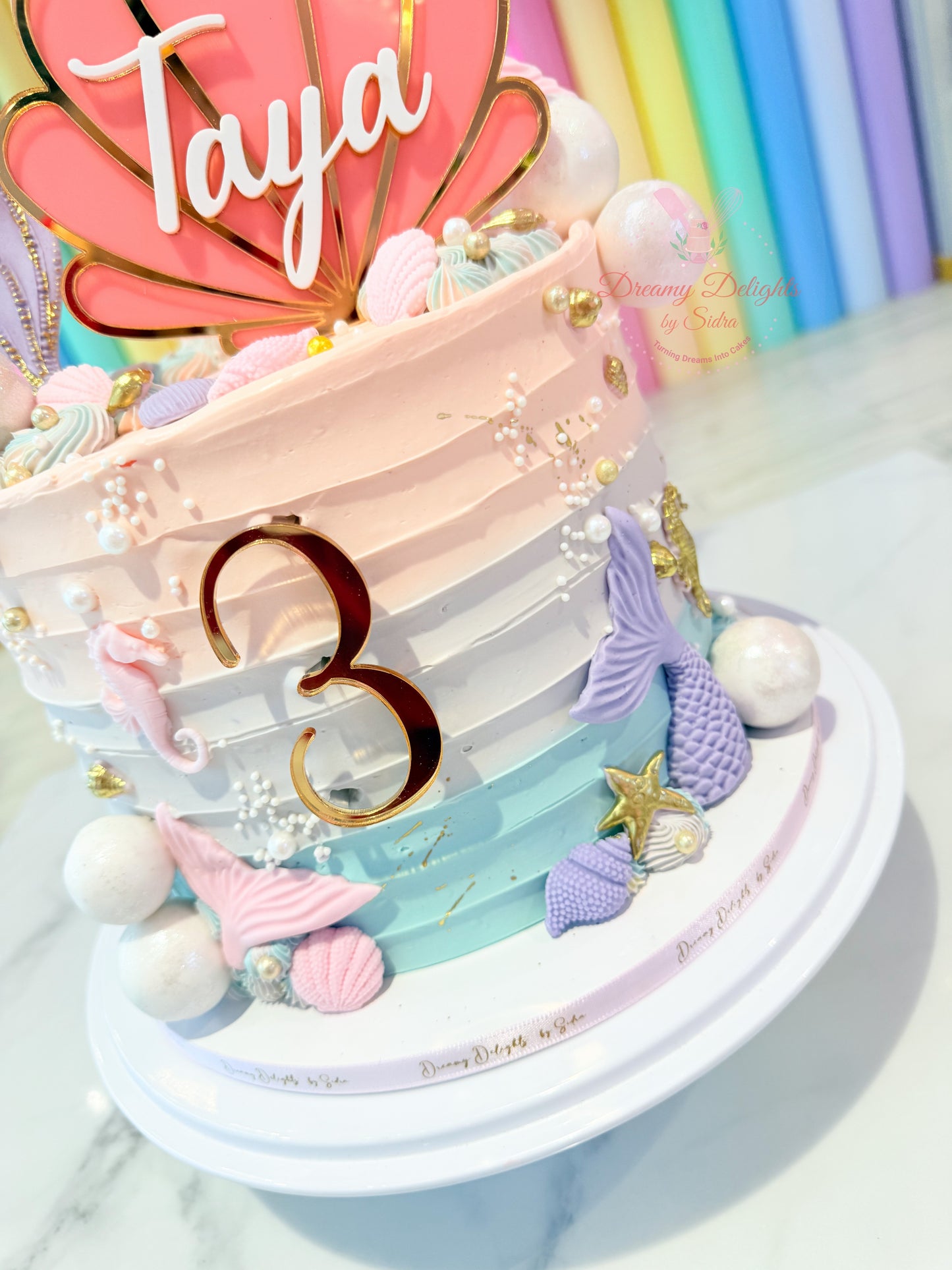 Mermaid Tails and Shell Cake