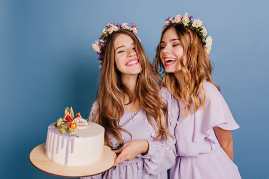 custom friendship day cake in dubai