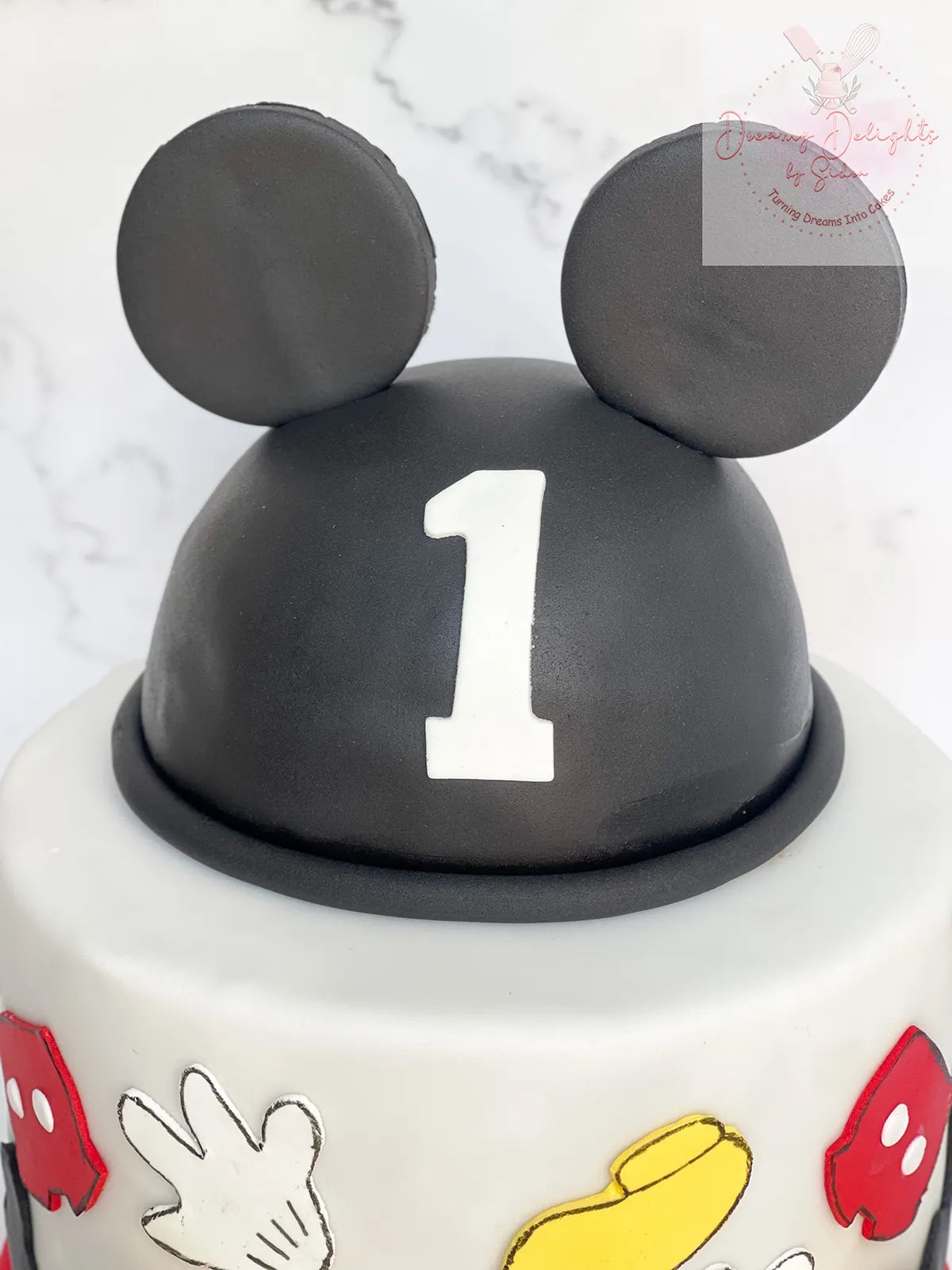 Mickey Mouse Cake 4