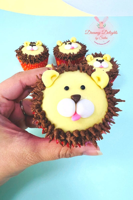 Lion Cupcake