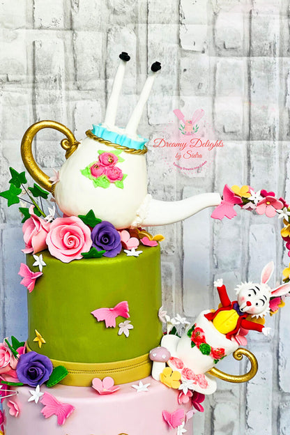 Alice in the wonderland cake