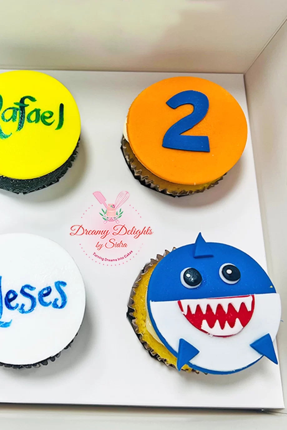 Baby Shark Cupcakes 2