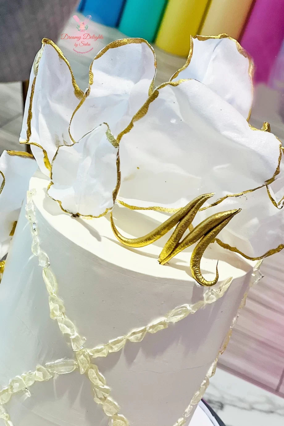 White and Gold Cake 2