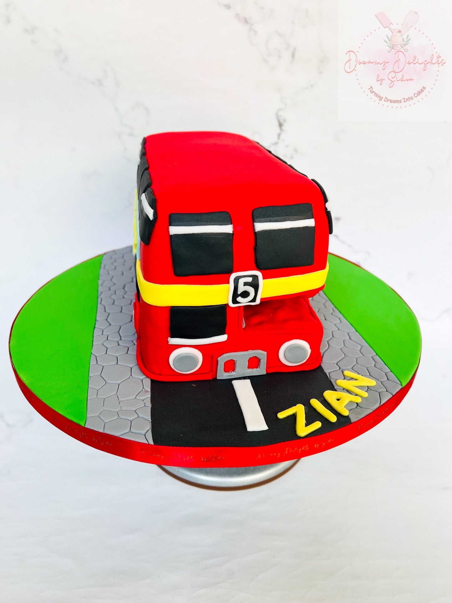 Bus Cake 2