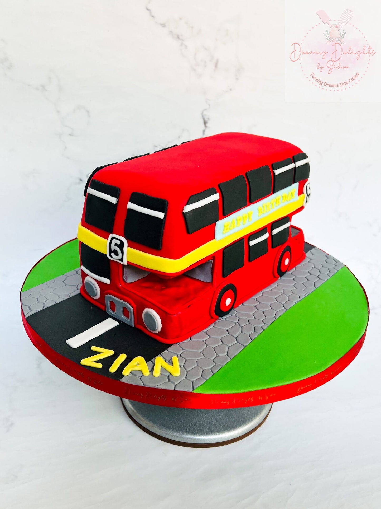 Bus Cake 2