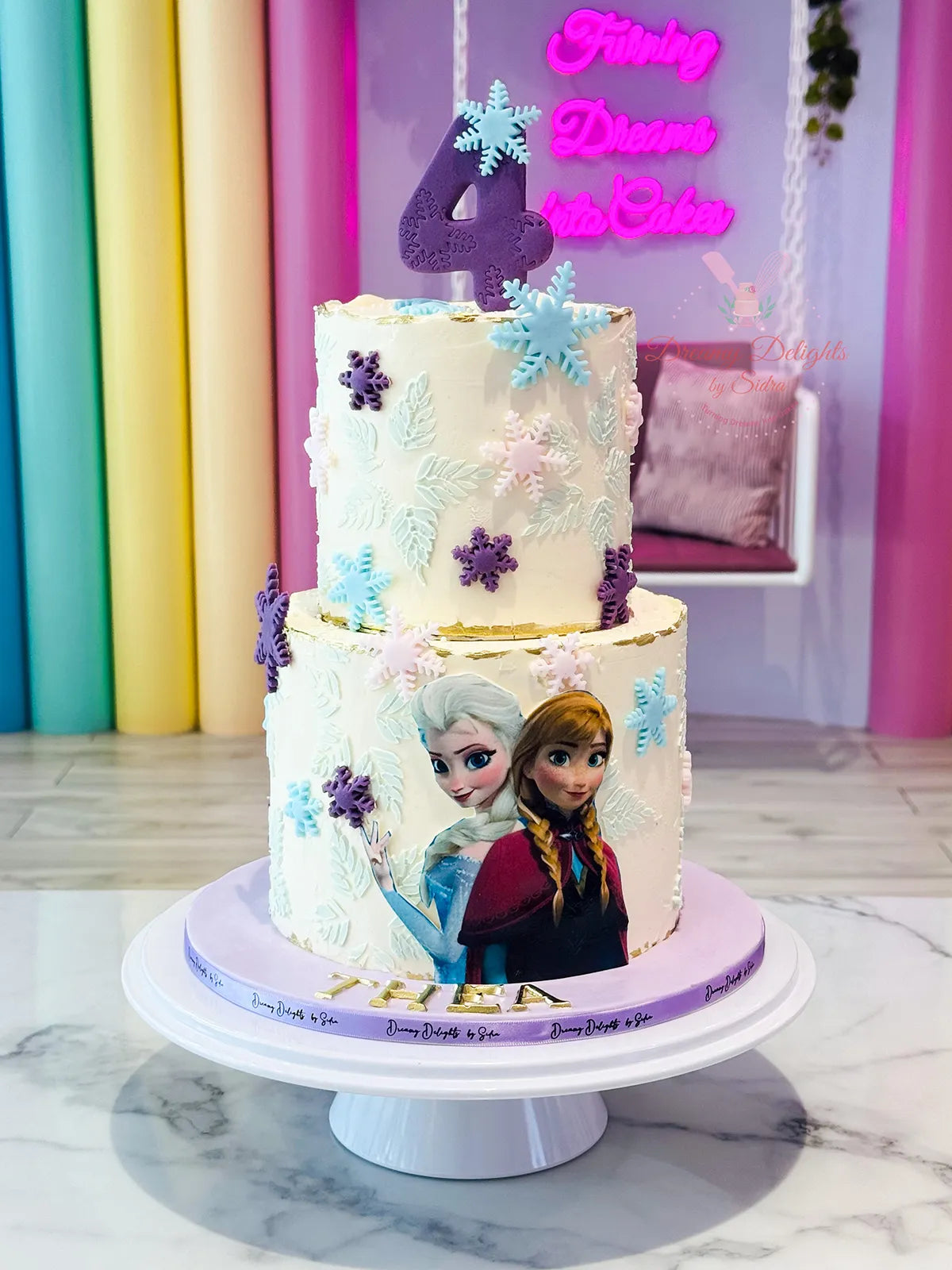 Elsa Anna Cake 3