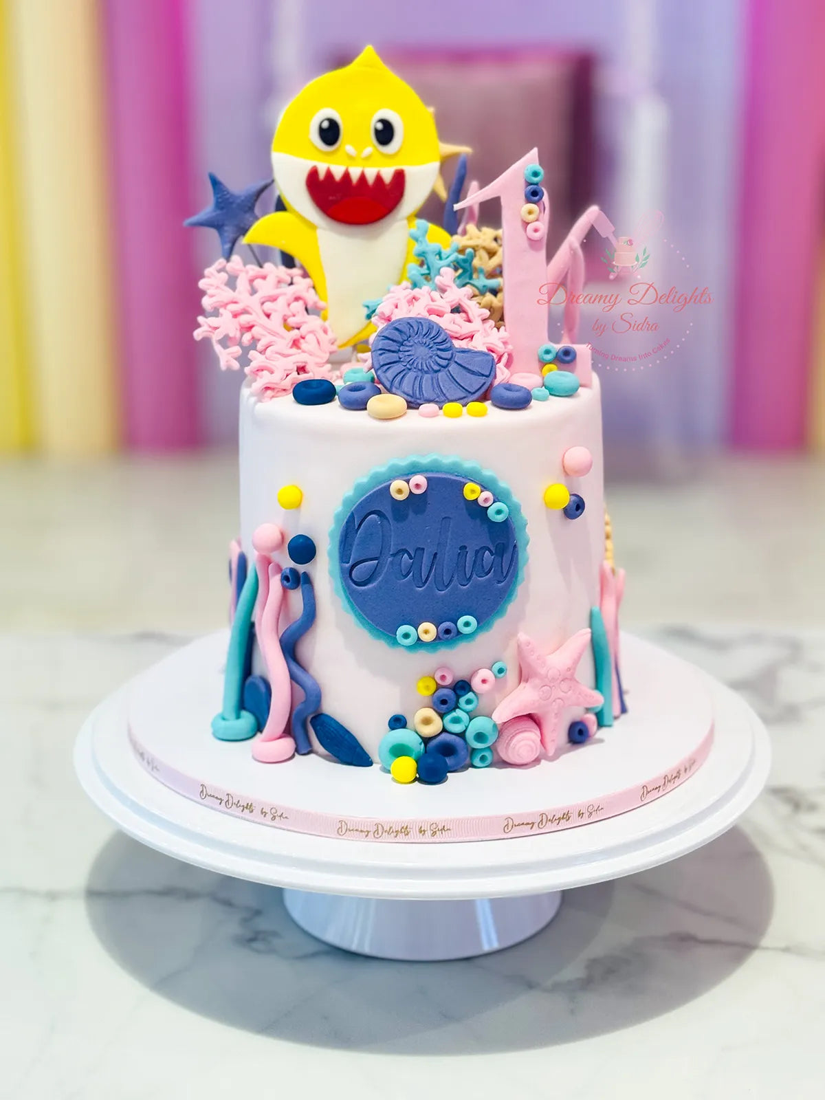 Baby Shark Cake 4