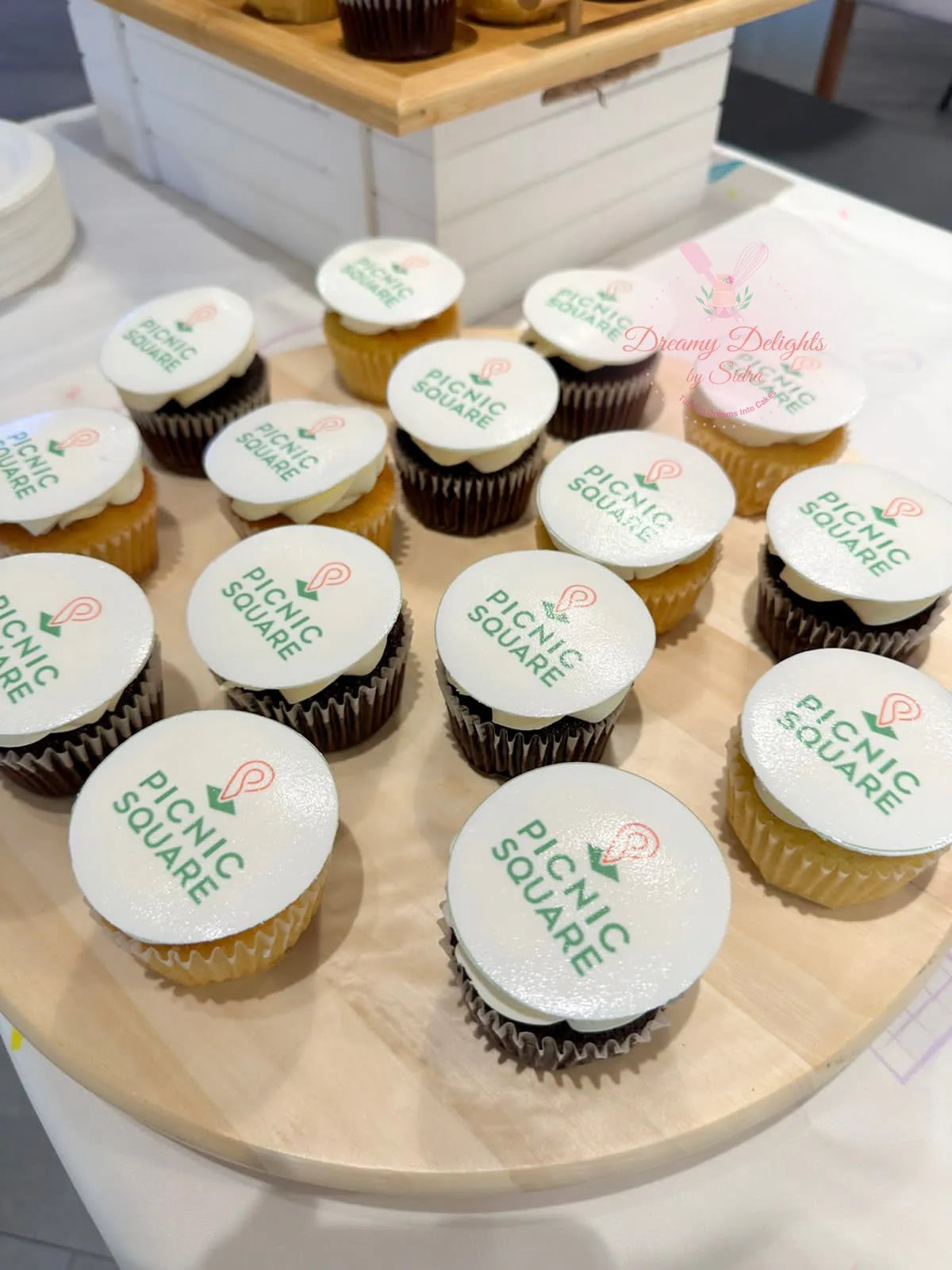 Picnic Club Cupcakes