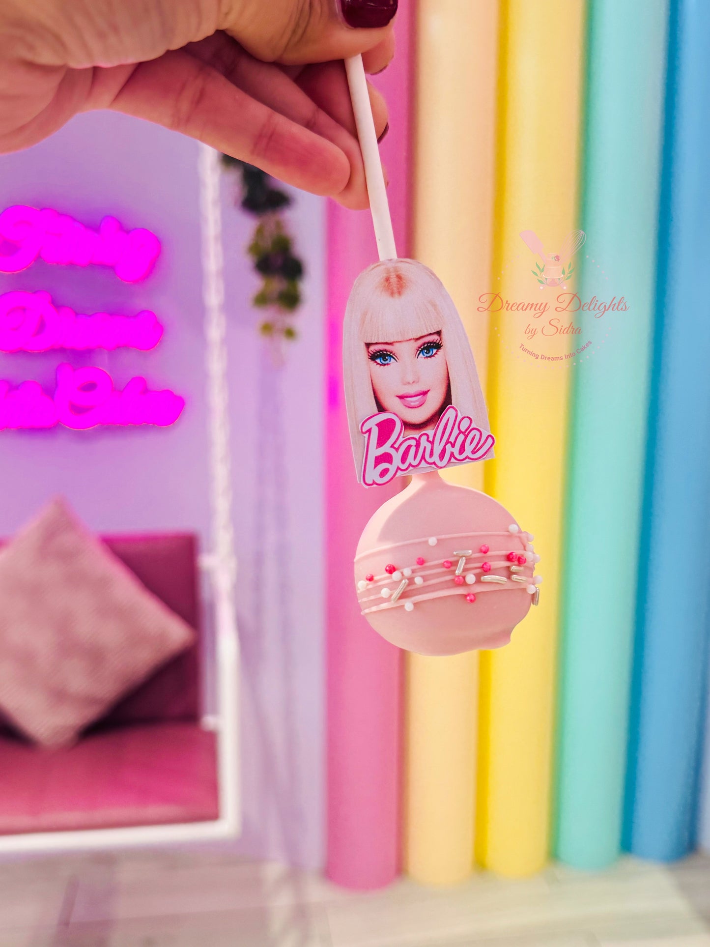 Cute Barbie Cakepops