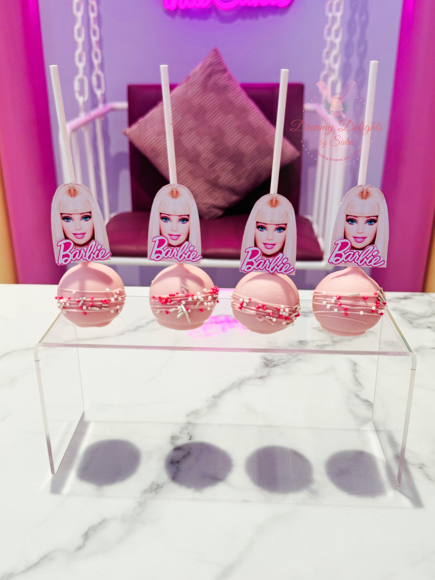 Cute Barbie Cakepops