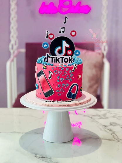 Tik Tok Cake