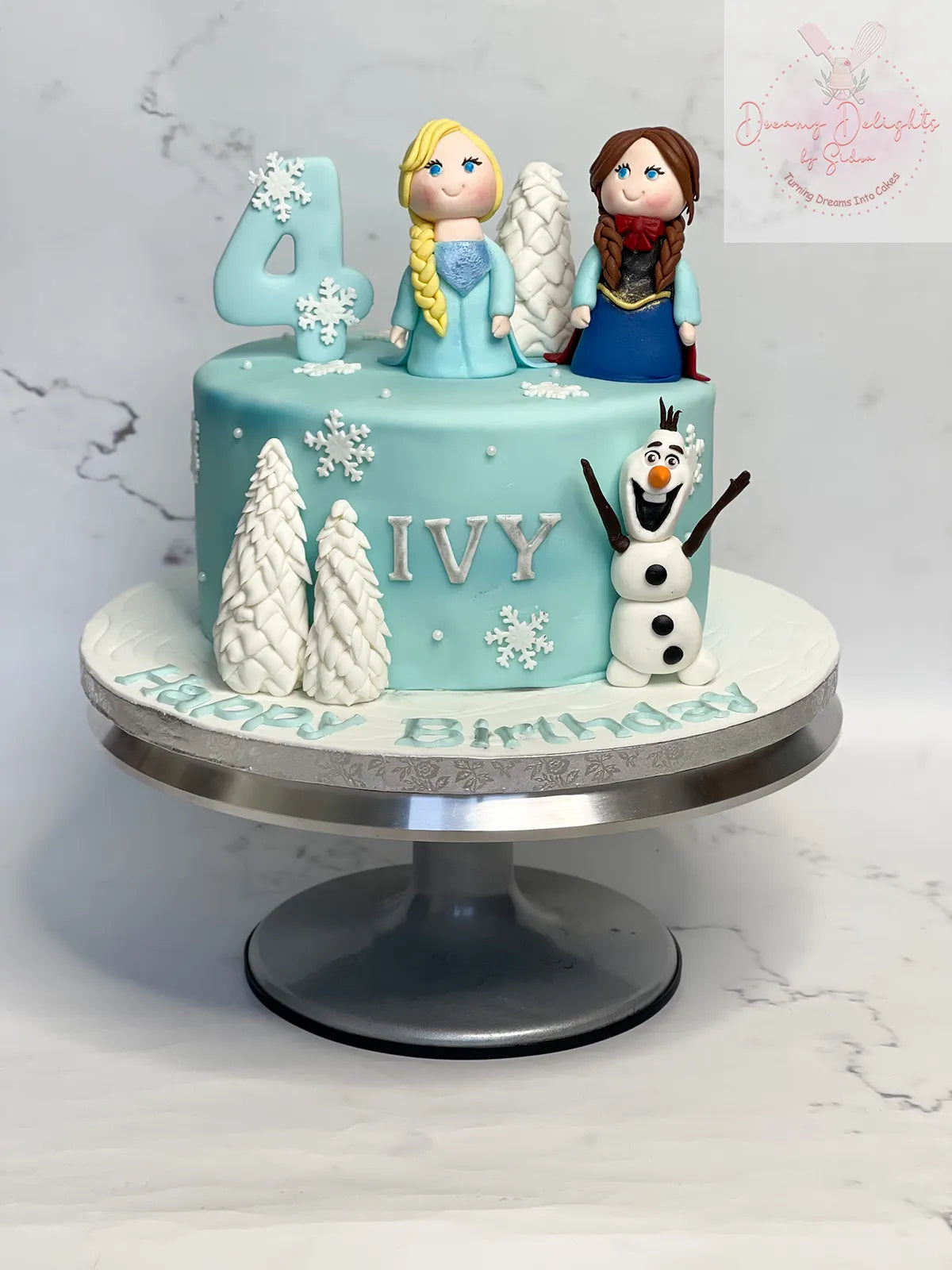 Elsa Anna cake 2