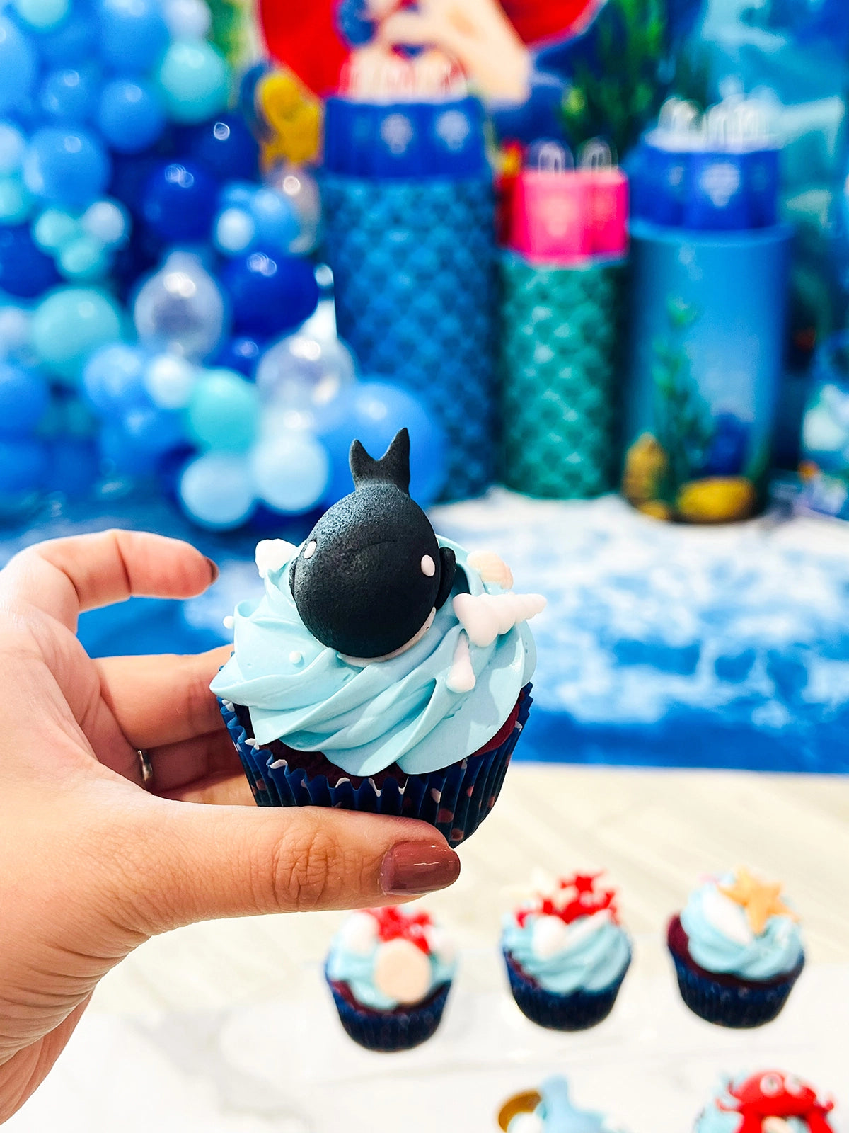 Sea world cupcakes