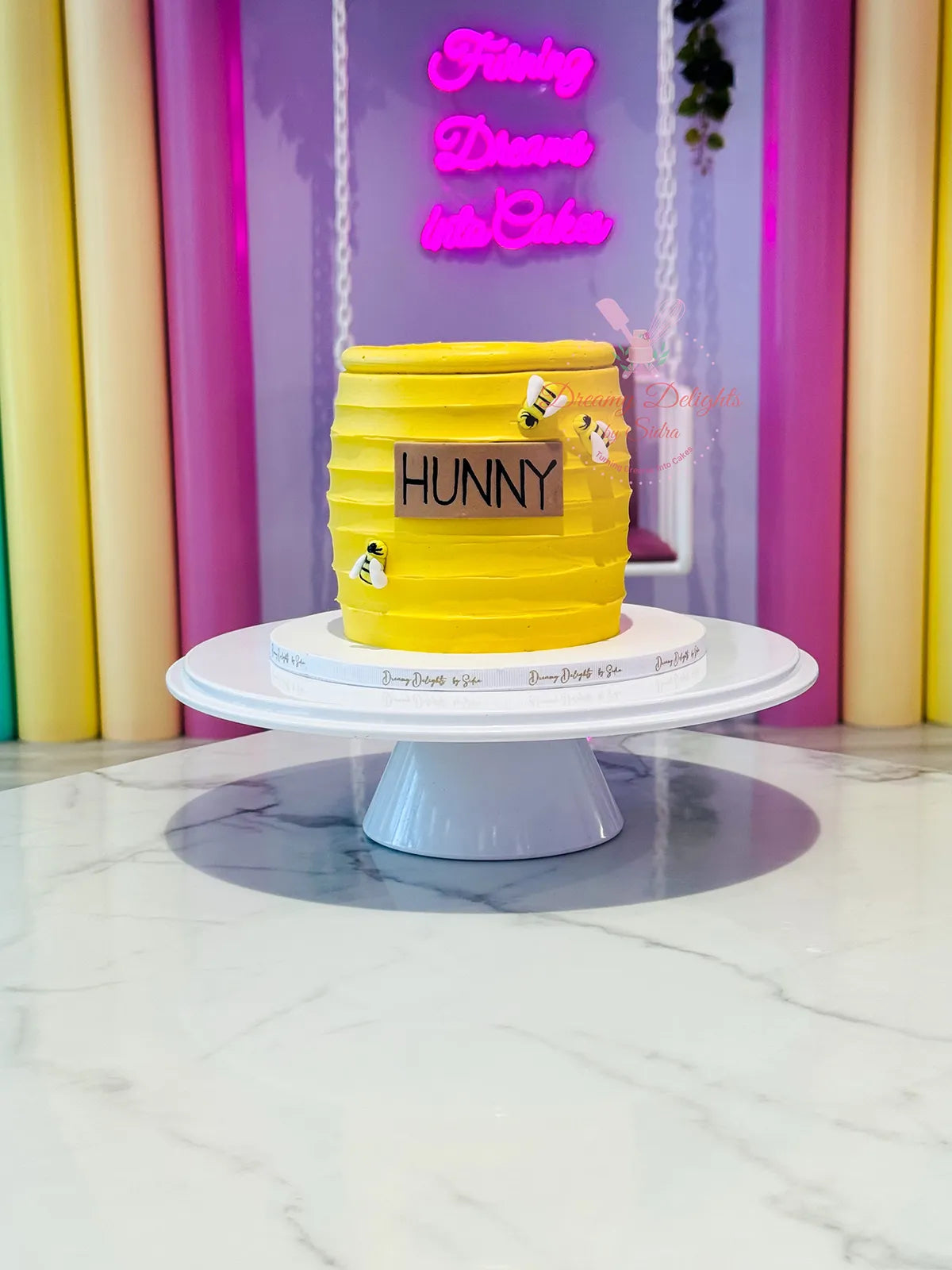 Honey Jar Smash Cake