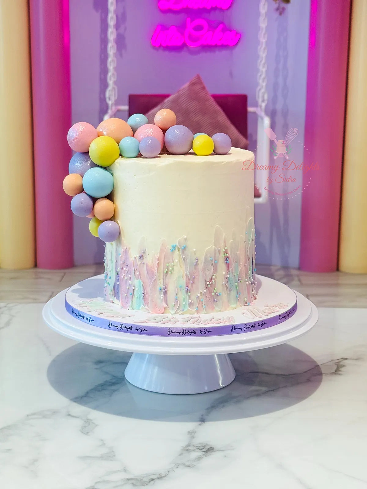 Pastel Balls Cake