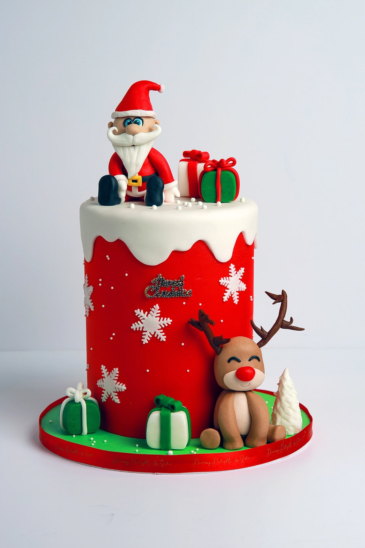 Santa Reindeer Gift Cake