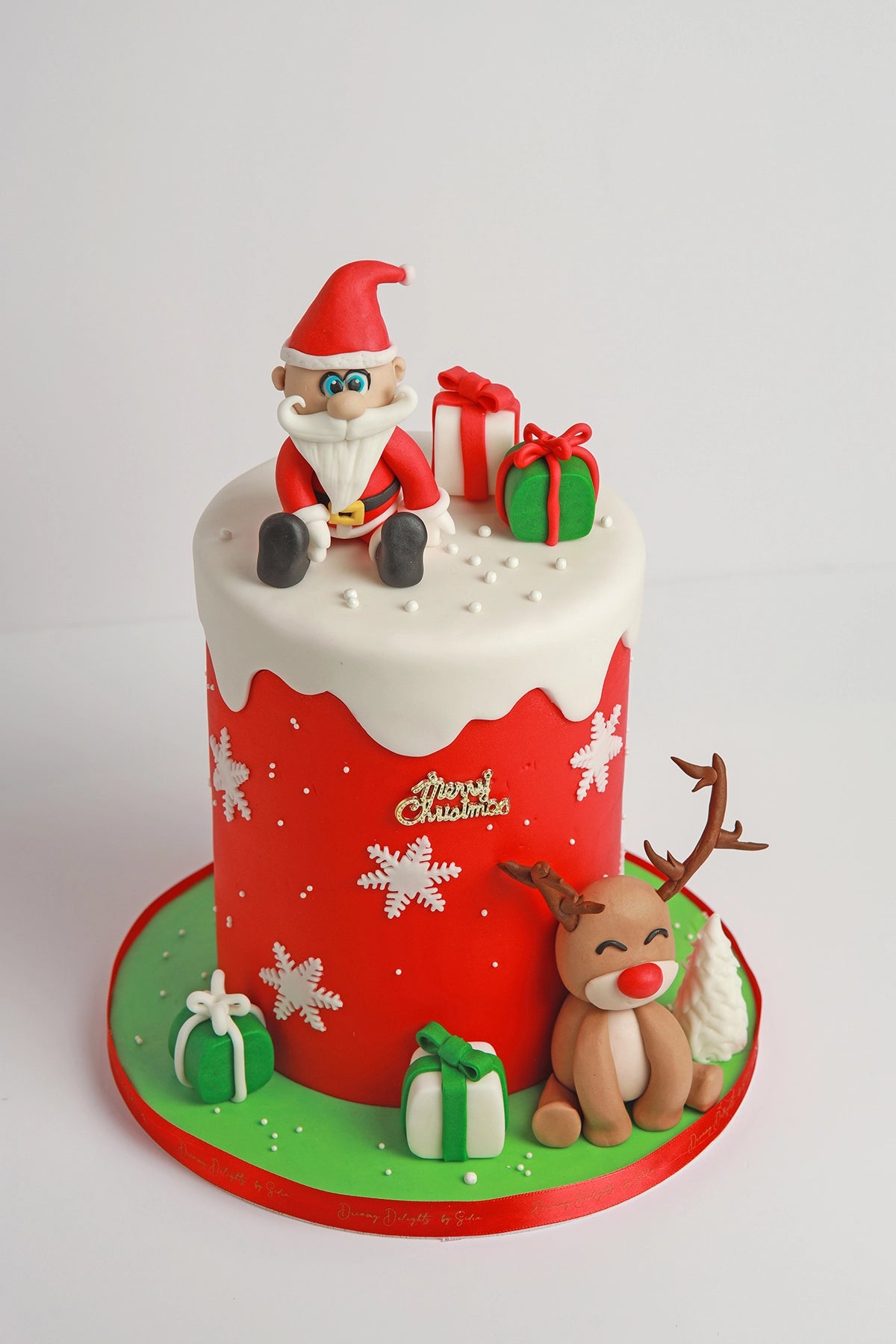 Santa Reindeer Gift Cake