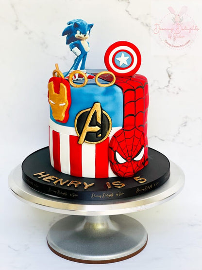 Superhero Cake 1