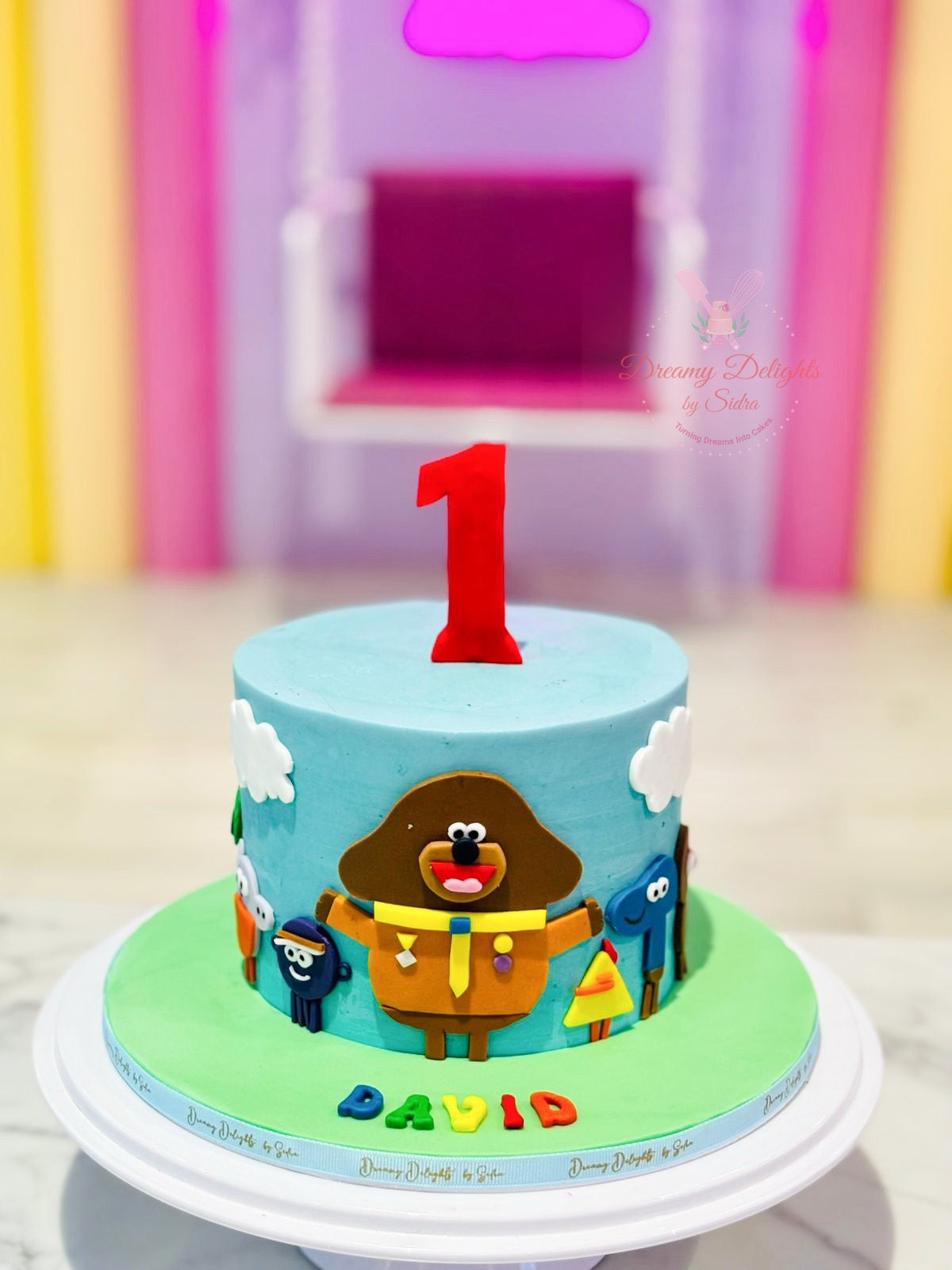 Cute Duggee Cake