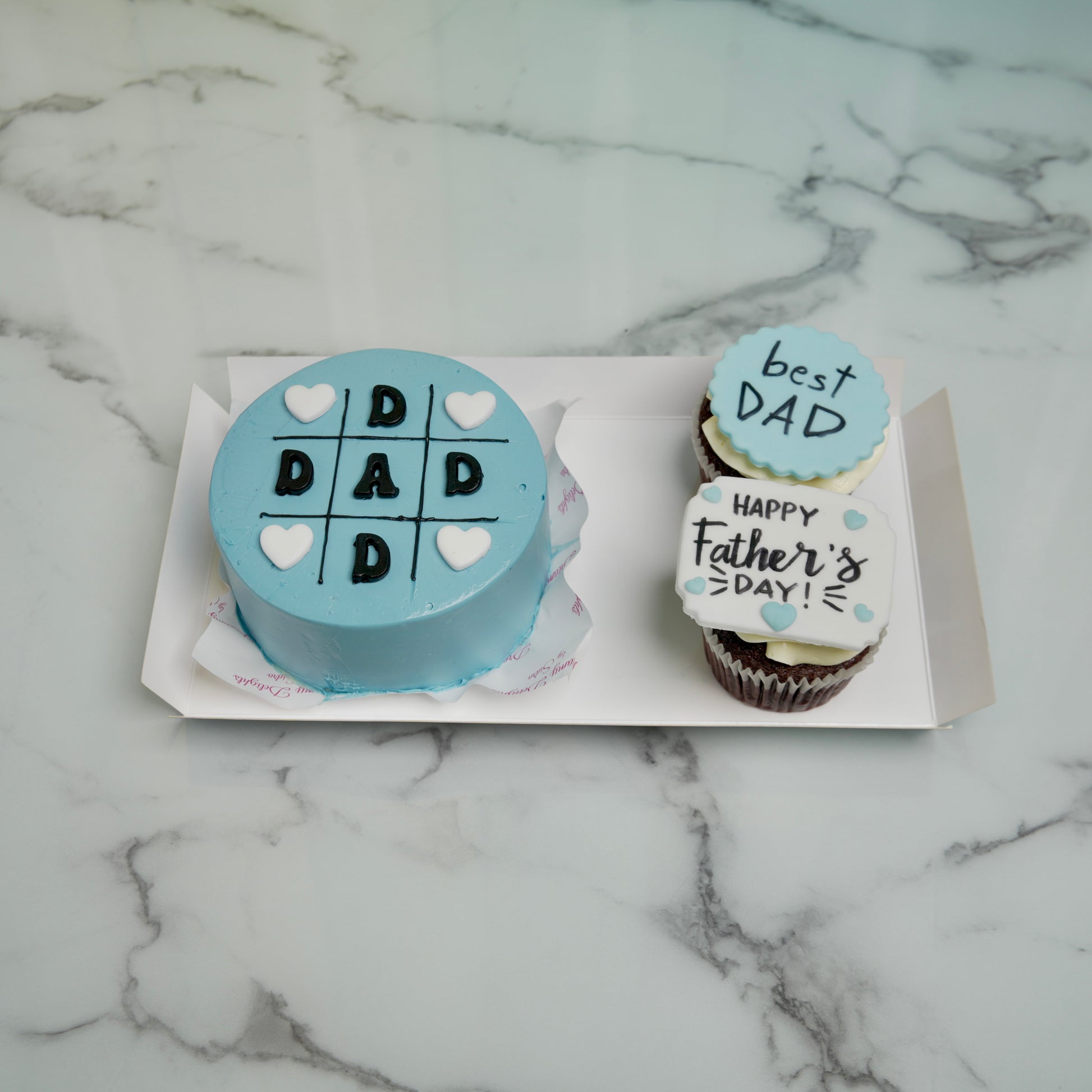Father's Day Bento Bundle with mini cake and two decorated cupcakes for Father's Day 2026 celebrations in Dubai.
