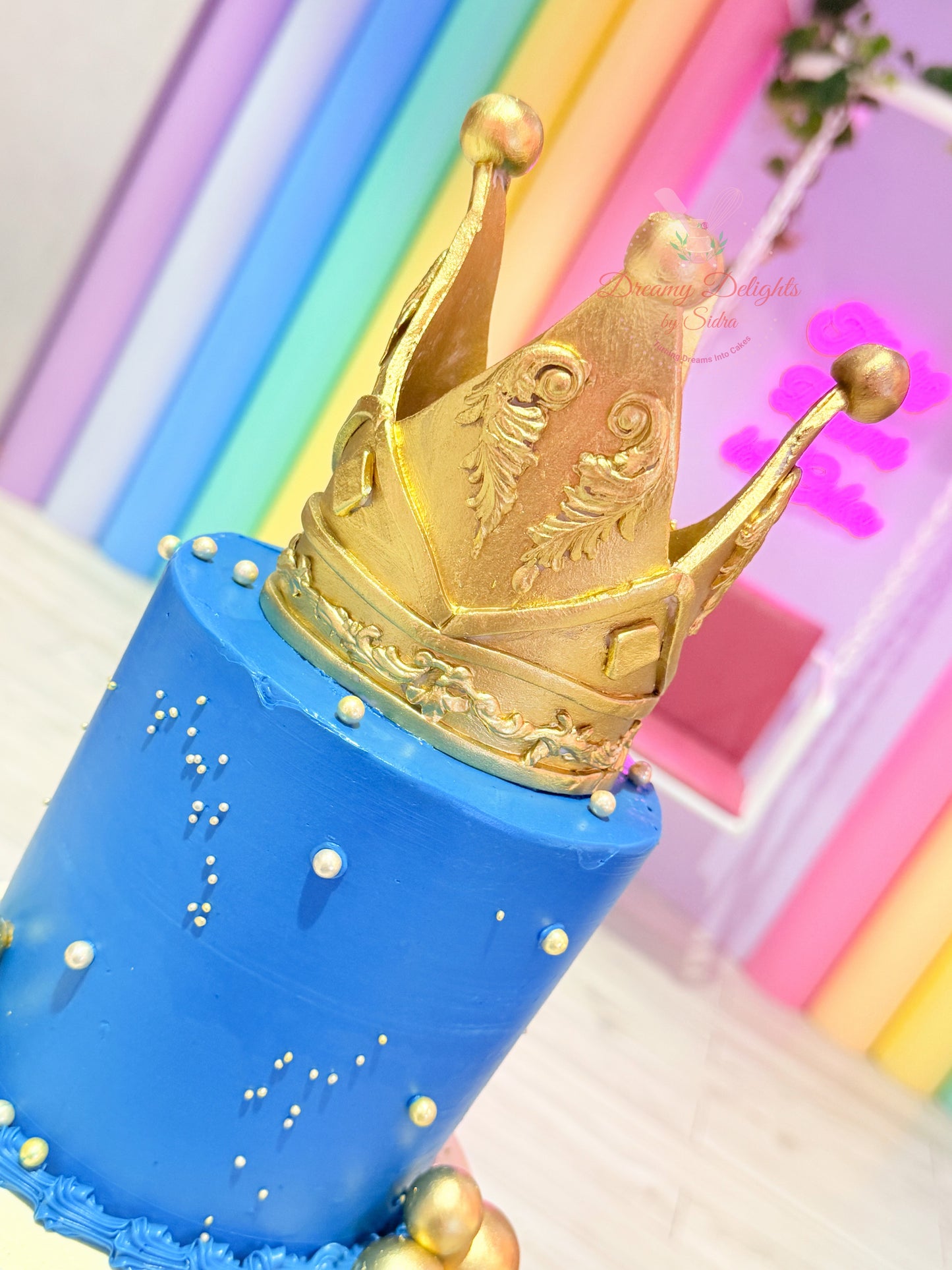 Grand Crown Cake