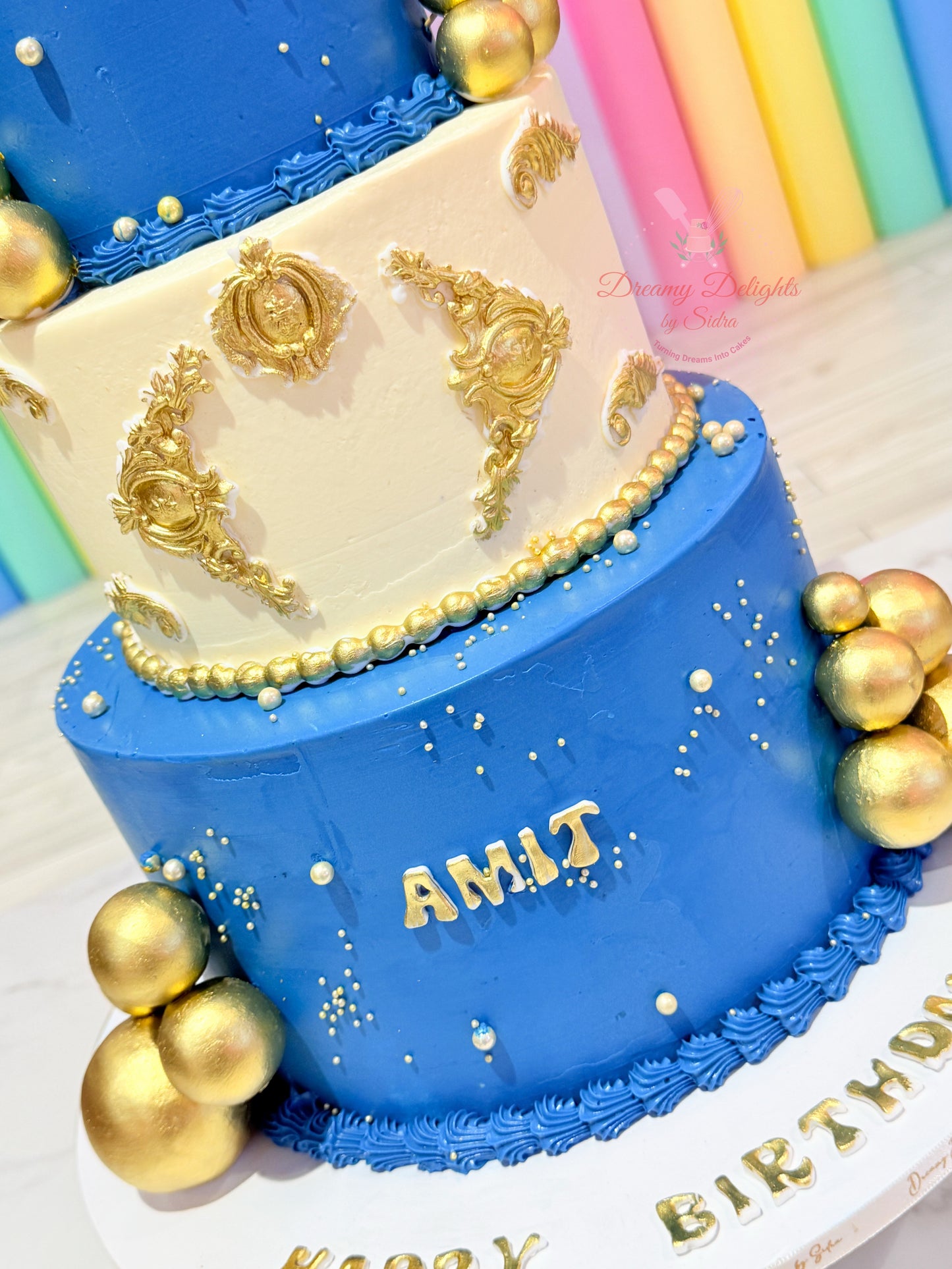 Grand Crown Cake