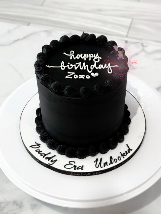 Luxury Black Vintage Cake