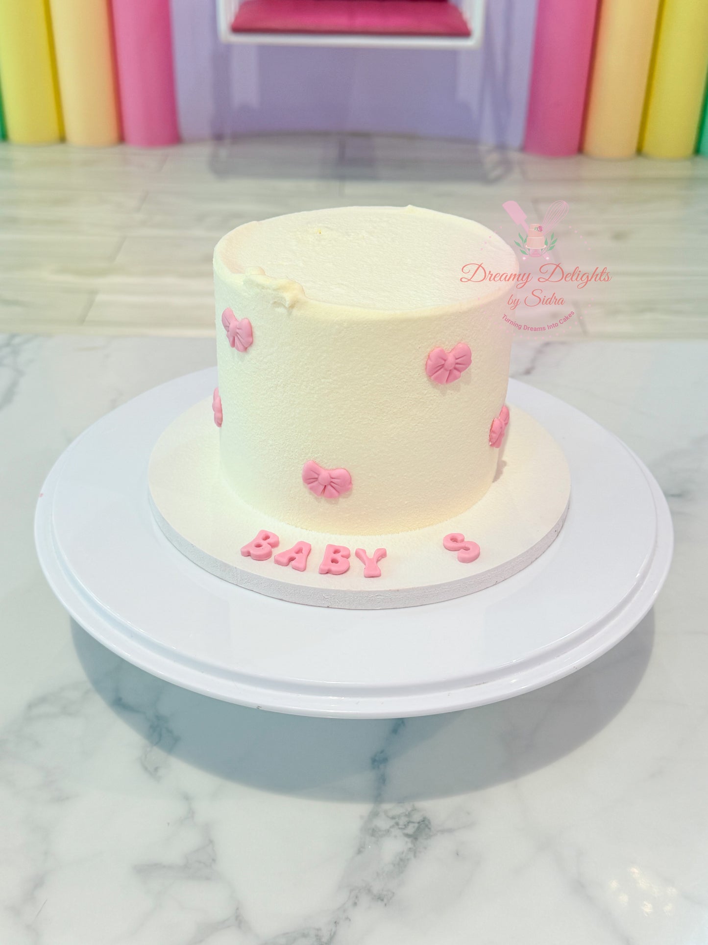 Simple Bows Cake