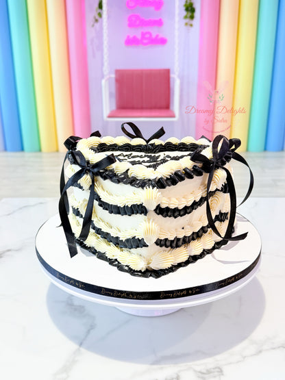 Cute Vintage Heart Cake